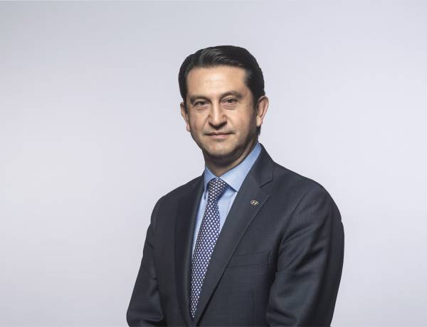 CEO Hyundai Motor Company José Muñoz Dinobatkan sebagai MotorTrend Person of the Year 2025