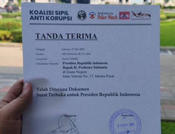 "Berantas Korupsi Sembari Korupsi": Koalisi Sipil Kirim Surat Terbuka dan Buku ke Presiden