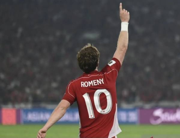 Gol Penalti Ole Romeny Bawa Indonesia Tekuk China