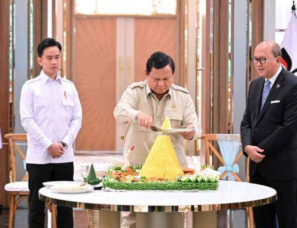  Presiden Prabowo Resmikan Wisma Danantara Indonesia, Menpora Dito Turut Hadir!