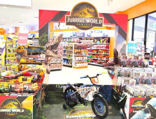 Pengalaman Seru Bertema Jurassic World Rebirth di Liburan Sekolah