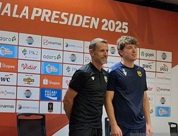 Piala Presiden 2025: Pelatih Oxford United Gary Rowett Jamin Timnya Berikan Permainan Terbaik