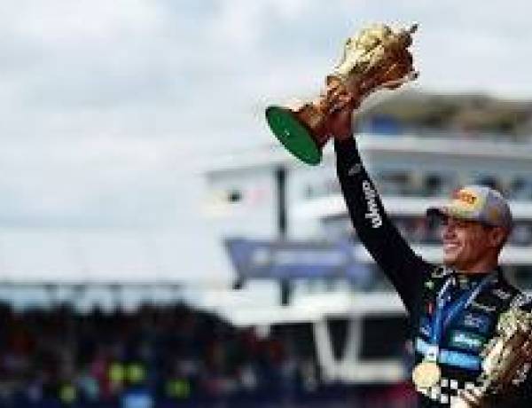 McLaren Kian Dekat Gapai Dobel Titel