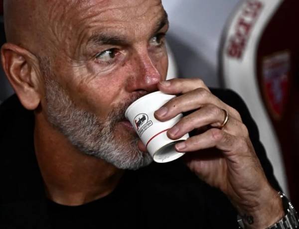 Resmi! Fiorentina  Kontrak Stefano Pioli sebagai Pelatih Baru
