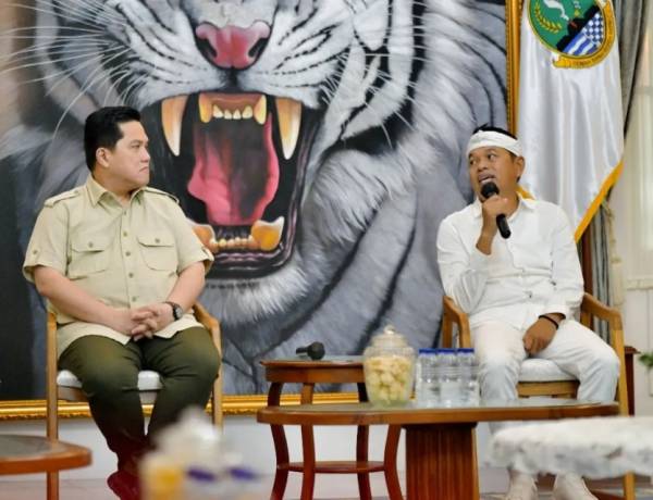 Gubernur Dedi Mulyani dan Ketum PSSI Bahas Liga 4 dan SSB