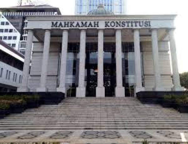 MK Larang Wakil Menteri Rangkap Jabatan Komisaris BUMN