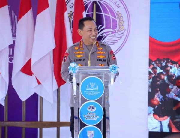 Kapolri Resmikan SMA Kemala Taruna Bhayangkara dan SMA Global Darussalam Academy di Yogyakarta 
