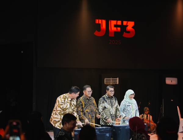 Resmi Dibuka: JF3 Fashion Festival 2025 Menata Ulang Tradisi, Melangkah Maju untuk Masa Depan