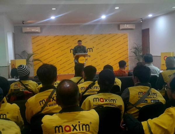 Maxim Gelar Seminar Keselamatan Berkendara Perdana: Meningkatkan Pelayanan Inklusif bagi Penumpang Tunanetra