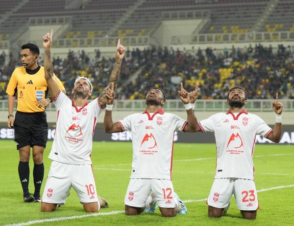 Hajar Dewa United 1-3, Hendri Susilo: Malut United Menang berkat Kerja Keras dan Keharmonisan Tim