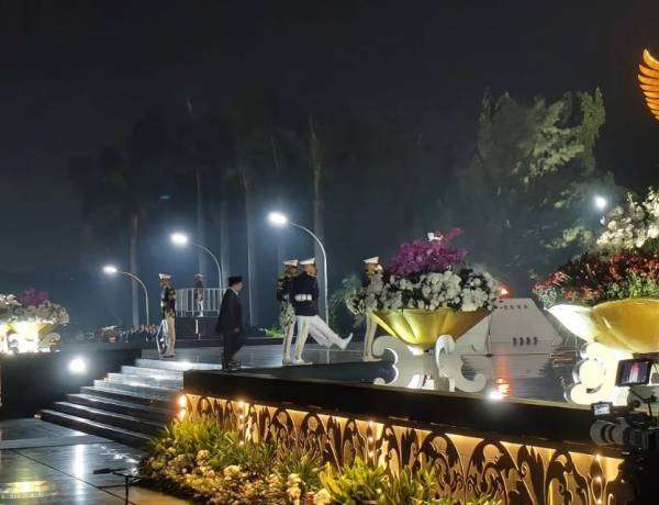 Presiden Prabowo Pimpin Ziarah Nasional dan Renungan Suci di TMP Kalibata