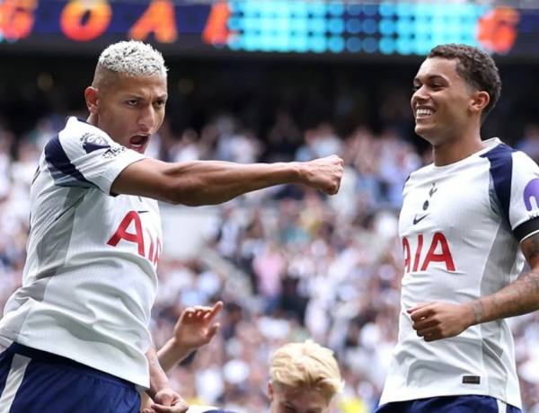 Liga Inggris: Cetak 2 Gol, Richarlison Bawa Tottenham atasi Burnley