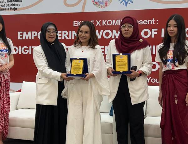 KOMIB Ekraf Rossa: Memberdayakan Wanita Indonesia Melalui Digital Entrepreneurship &TikTok Shopee Afiliate Program