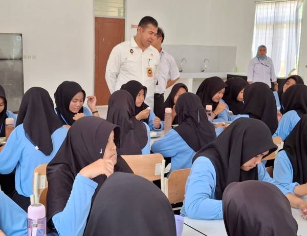 eninjauan Sekolah Rakyat di Sulawesi Selatan, Fokus pada Masalah dan Solusi