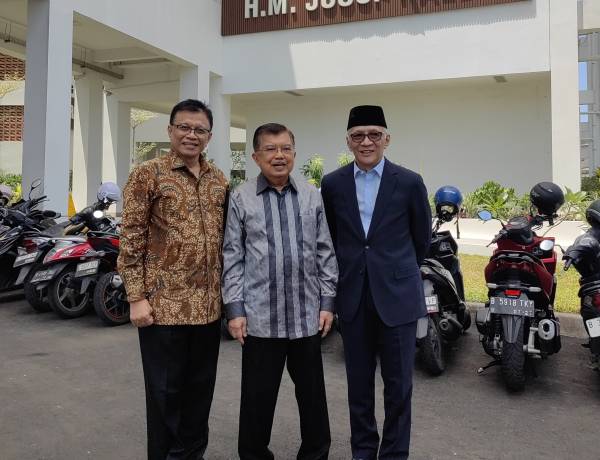 Jusuf Kalla Sebut Kampus Harus Bisa Menciptakan Manusia Memiliki Idealisme