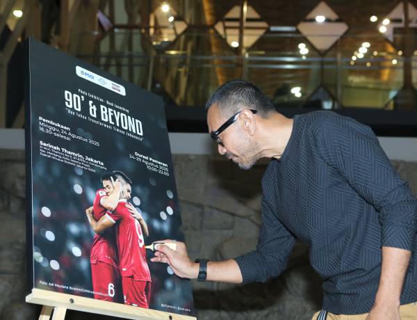Kolaborasi PSSI, PSSI Pers dan PFI Gelar Pameran Foto “90’ & BEYOND” i di Mal Sarinah