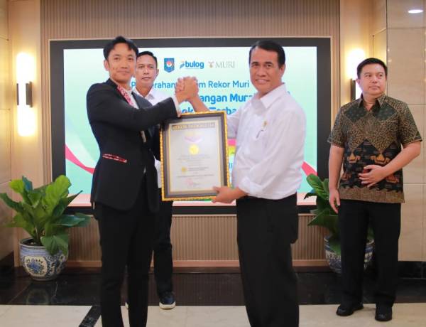 Gerakan Pangan Murah Serentak di 4.337 Titik Seluruh Indonesia, Kementan Dapat Rekor MURI
