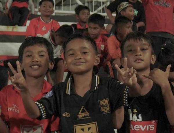 Malut United Berbagi Kebahagiaan bersama 4.000 Anak di Maluku Utara