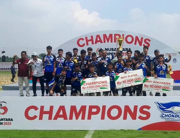 Chonbury FC dari Thailand, Juara Nusantara Open U-16  2025, Bawa Hadiah 1 Milyar Rupiah