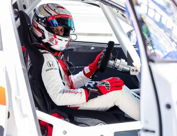 Avila Bahar dan Putera Adam siap tampil di final MTCC 300 KM bersama Honda Malaysia Racing Team