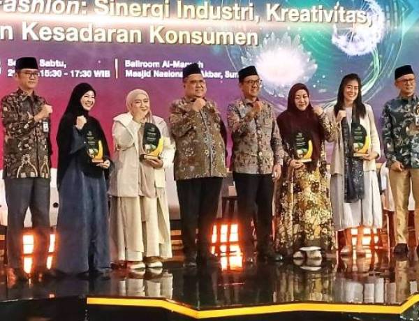 Pangsa Indonesia di Industri Fashion Muslim Dunia Terbuka Lebar, Optimalkan Produksi & Kreativitas