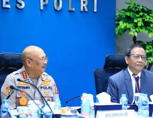 Mahfud MD: Polri harus Tingkatkan Kepercayaan Publik