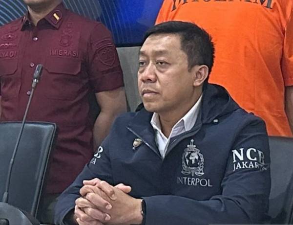 Polri Ajukan Permohonan Red Notice Riza Chalid ke Interpol