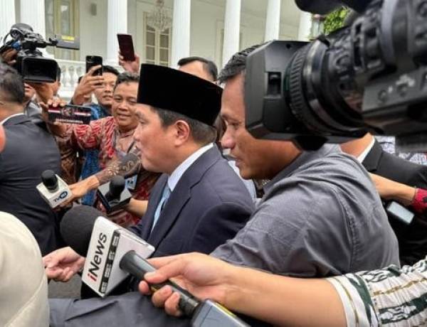 Resmi, Presiden Prabowo Lantik Erick Thohir sebagai Menpora RI Gantikan Dito Ariotedjo