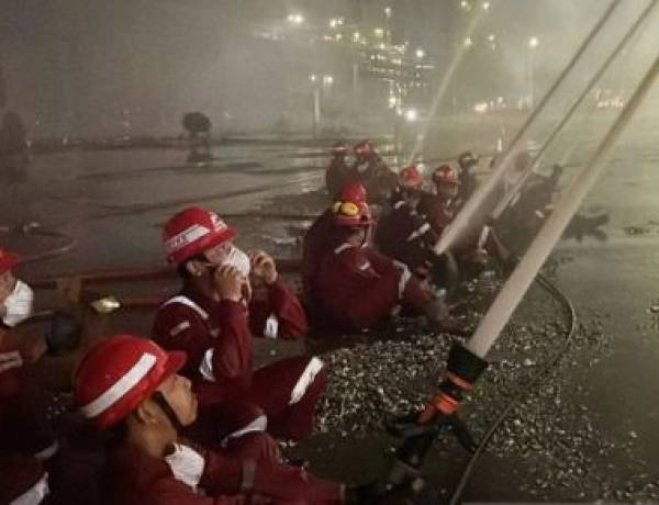 Polres Amankan Kilang Pertamina Dumai yang Terbakar