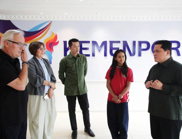 Menpora Erick Dukung Atlet Muda Snowboarding Indonesia Zazi Betari Berprestasi di Kancah Internasional