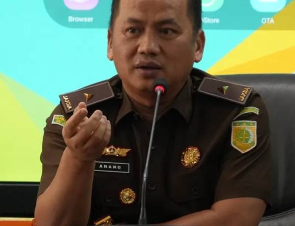 Anak Buah Riza Chalid Diperiksa Kejagung Kasus Korupsi Minyak Pertamina
