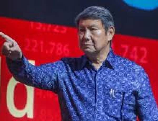 Hashim: Ada yang Berupaya Sogok Prabowo Rp 16,5 Triliun
