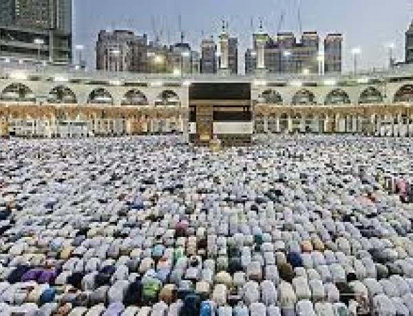 Prabowo Minta Biaya Haji Turun, Waktu Tunggu Dipangkas Jadi 26 Tahun