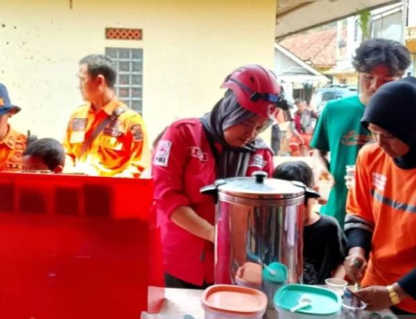 Banjir di Cisolok Sukabumi, Baznas RI Terjunkan Tim Bantu Warga yang Terdampak