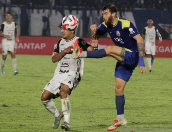 BRI Super League 2025; Persija Jakarta Tundukan Tuan Rumah Arema FC  2-1