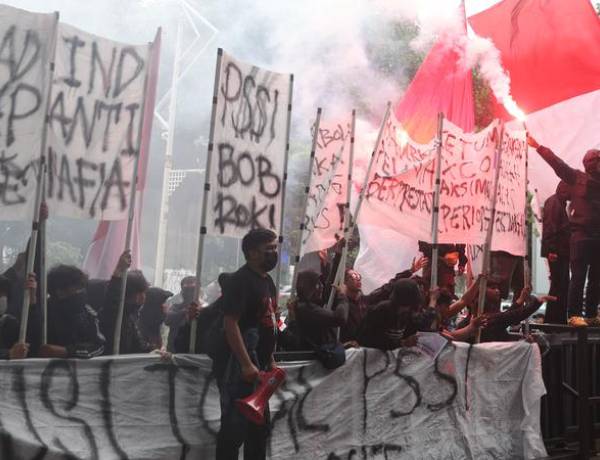 Ultras Garuda Gruduk Kantor PSSI, Ini Tuntutannya!