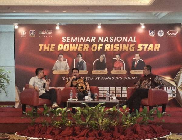 Seminar Nasional “The Power of Rising Star”: Membangun Generasi Berdaya Menuju Indonesia Emas 2045