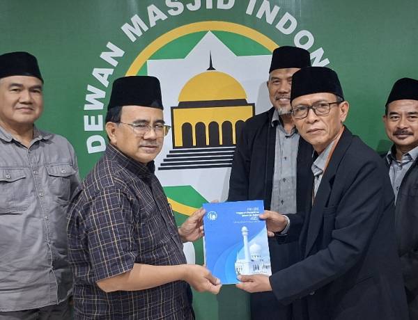 DMI dan Masjid Al-Azhar Mantapkan Sinergi Pemakmuran Masjid di Era Digital