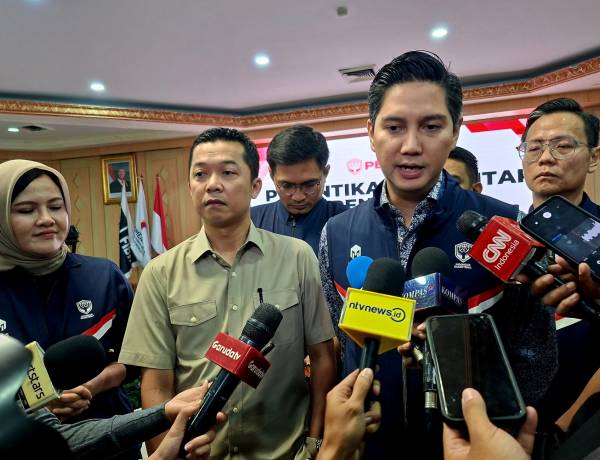 Ketum DPP PERBASI Budisatrio Djiwandono Lantik Serentak Pengurus DPD PERBASI, Ingatkan Perbanyak Kejuaraan di Daerah