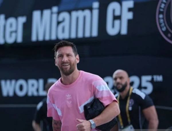 Hansi Flick Siap Latih Messi jJka kembali ke Barcelona