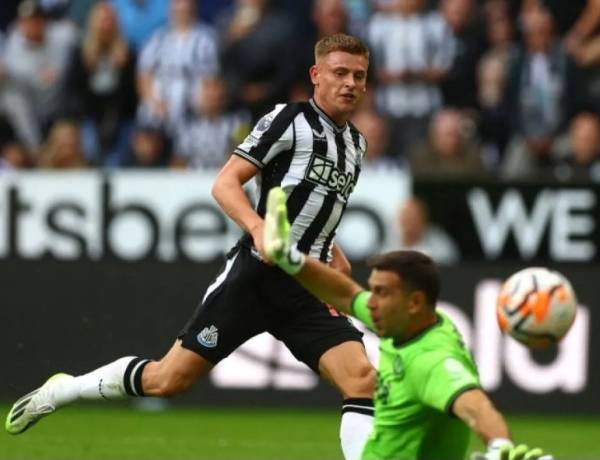 Newcastle Sikat Manchaster City, 2-1, Harvey Barnes Cetak 2 Gol