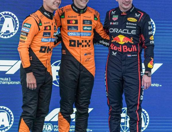 McLaren Minta Maaf ke Pebalapnya setelah Diskualifikasi