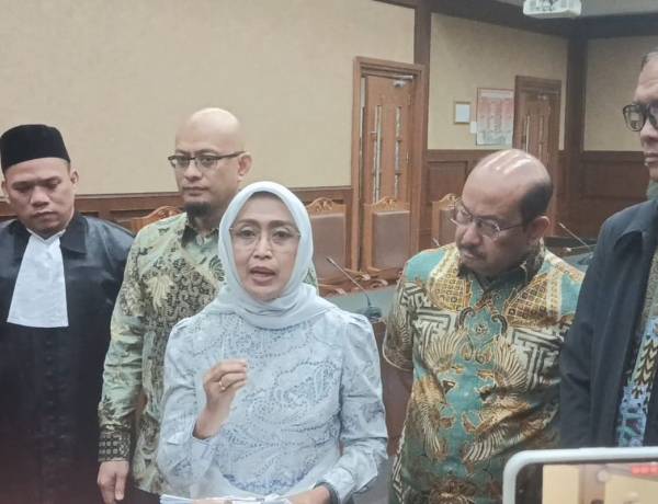 Presiden Prabowo Rehabilitasi ke Eks Dirut ASDP Ira Puspadewi!