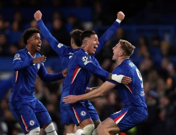 Chelsea Bungkam 10 Pemain Barcelona 3-0