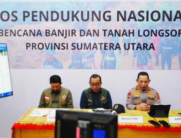 Kapolri Tegaskan Personel dan Logistik Dikerahkan ke Lokasi Terisolir Bencana Sumatera