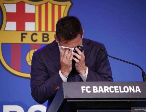 Deco Tepis Lionel Messi akan kembali Bermain di Barcelona