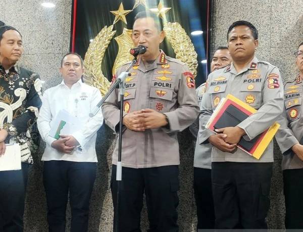Bencana Banjir Sumatera: Polri-Kemenhut dalami Kasus Kayu Gelondongan