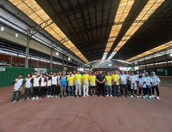 Semarak Kejurnas Soft Tennis Piala Walikota Makassar 2025 Resmi Bergulir