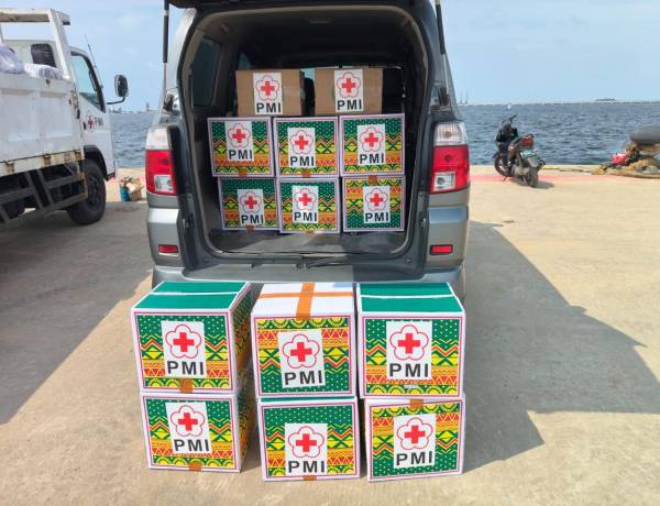 PMI Kirim 1 Ton Abon untuk Pengungsi Banjir Sumatera dan Aceh