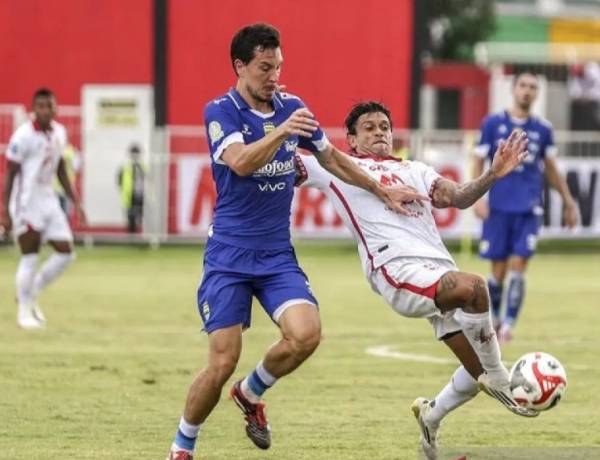 Super League 2025: Takluk dari Malut, Persib Bandung Gagal Salip Persija di Klasemen